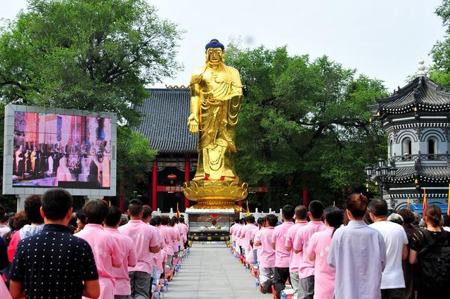 哈尔滨极乐寺附近哪家算命准(哈尔滨极乐寺有个-第1张图片-周易占卜网 - 免费算命_生辰八字算命_八字合婚姻