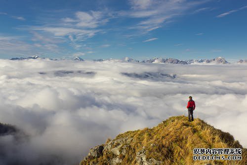 聊天第一句高情商开场白,和异性聊天的100个话题-第3张图片-周易占卜网 - 免费算命_生辰八字算命_八字合婚姻