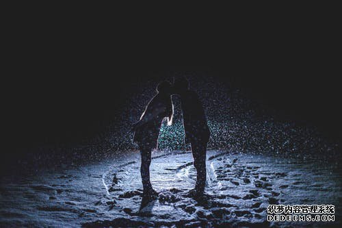 2020年有可能闪婚的星座,2020年有闪婚命的星座-第3张图片-周易占卜网 - 免费算命_生辰八字算命_八字合婚姻
