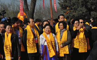 伏羲台地摊算命(地摊算命人的套路)