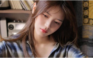 四两八算命女(四两八称骨算命)